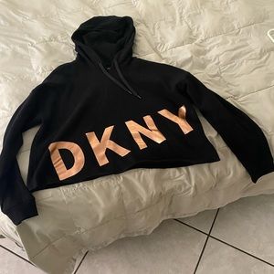 DKNY BLACK AND ROSEGOLD CROPPED HOODIE